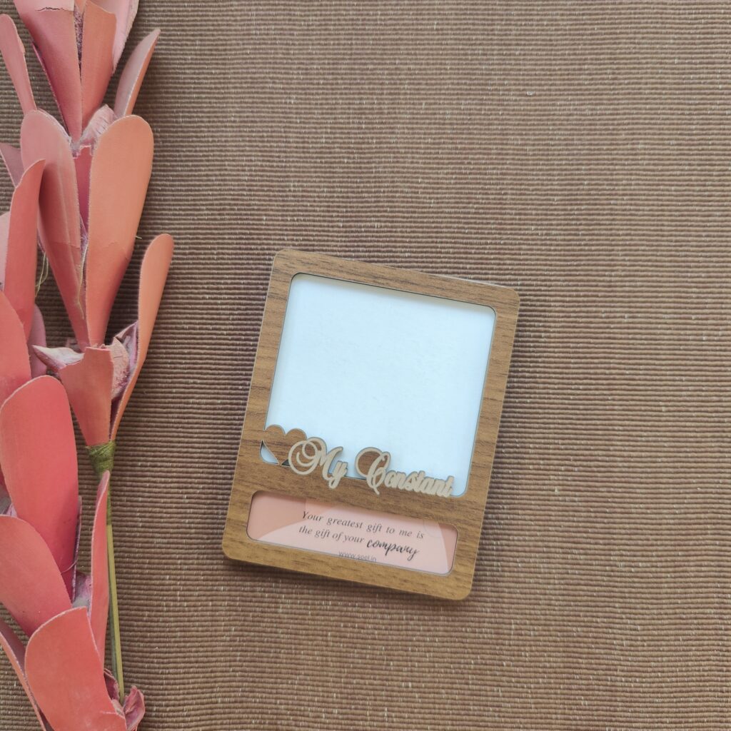 magnetic wooden polaroid frame rated #1 corporate gifting brand in Gujarat