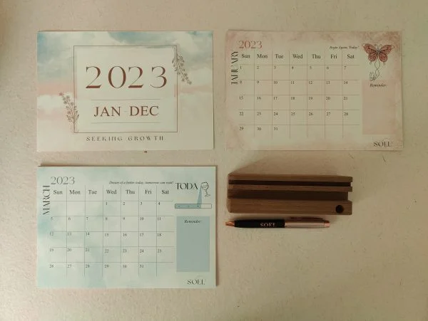 Desk Calendar